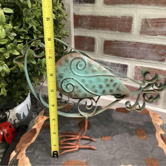 🟢 Metal Crafted Bird Decor Piece - Extremely Gently Used Item - Rustic - Picture 6 of 8